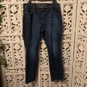 OLD NAVY DARK DENIM CURVY STRETCHY JEANS